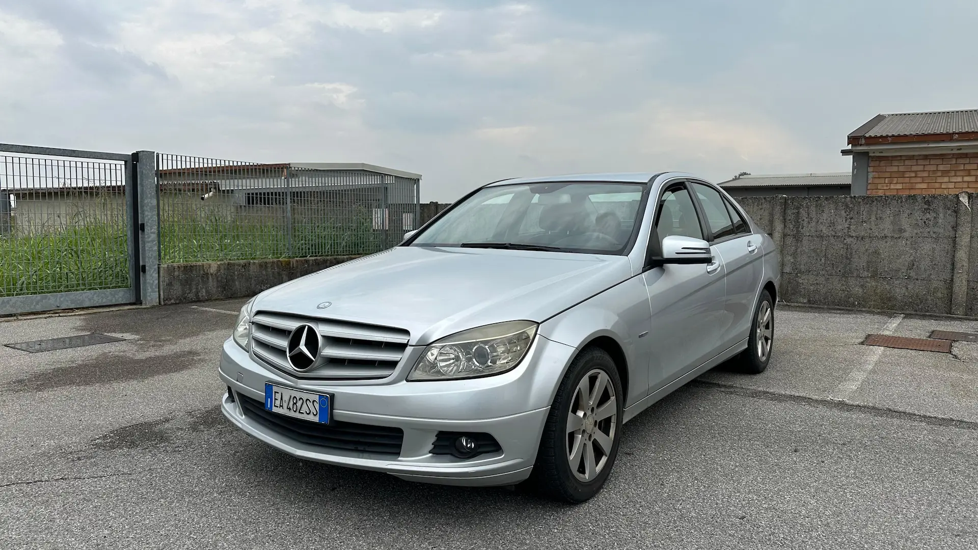 Showroom auto usate plurimarca - YaraAuto